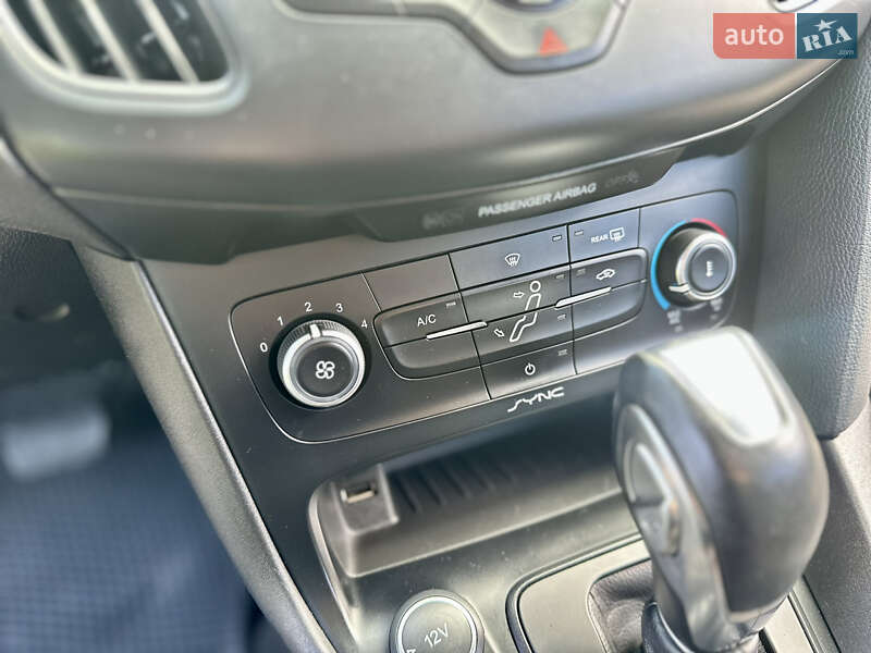 Хэтчбек Ford Focus 2015 в Одессе