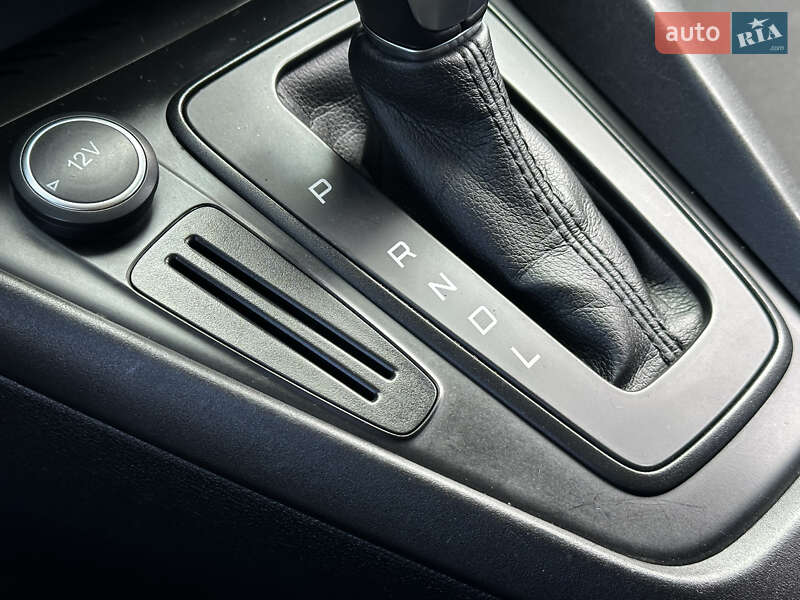 Хэтчбек Ford Focus 2015 в Одессе