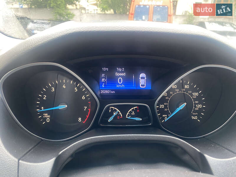 Седан Ford Focus 2015 в Черновцах