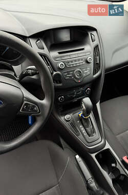 Хэтчбек Ford Focus 2017 в 