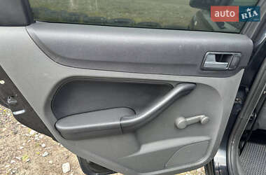 Седан Ford Focus 2006 в 