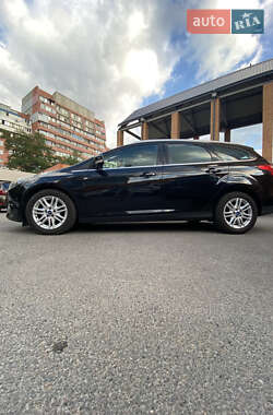 Универсал Ford Focus 2013 в 