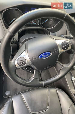 Универсал Ford Focus 2013 в 