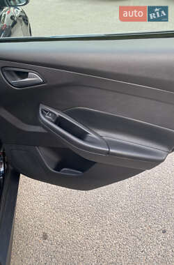 Универсал Ford Focus 2013 в 