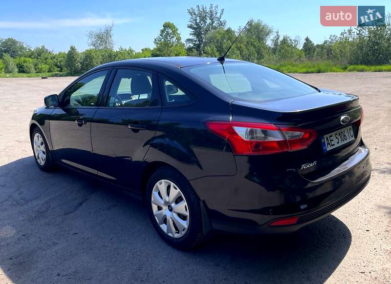 Седан Ford Focus 2012 в Павлограде
