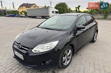 Хэтчбек Ford Focus 2011 в 