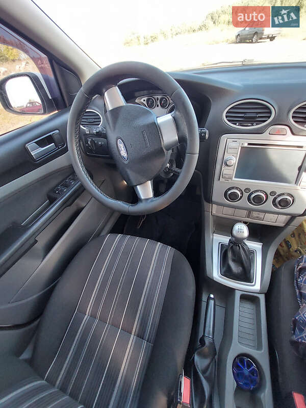Універсал Ford Focus 2010 в Краматорську