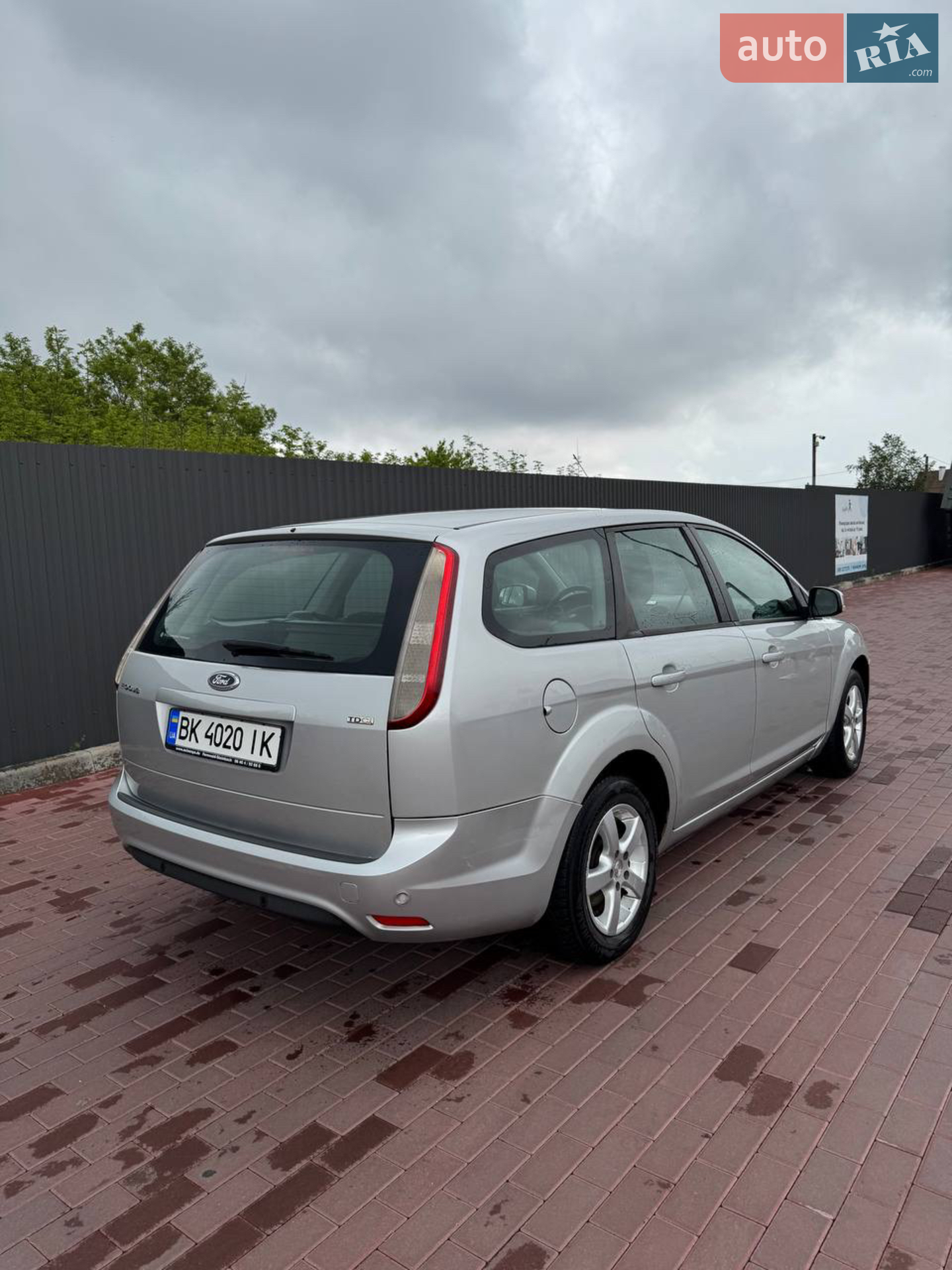 2010 Ford Focus - мініатюра 4