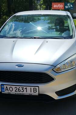 Седан Ford Focus 2017 в 