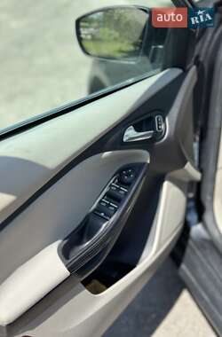 Хэтчбек Ford Focus 2017 в 