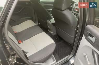 Седан Ford Focus 2011 в 