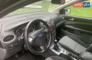 Седан Ford Focus 2011 в 