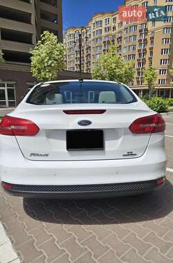 Седан Ford Focus 2016 в 