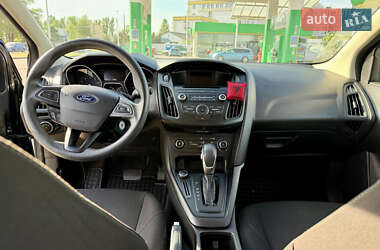 Седан Ford Focus 2016 в 