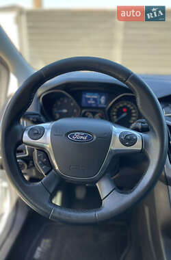 Универсал Ford Focus 2013 в 