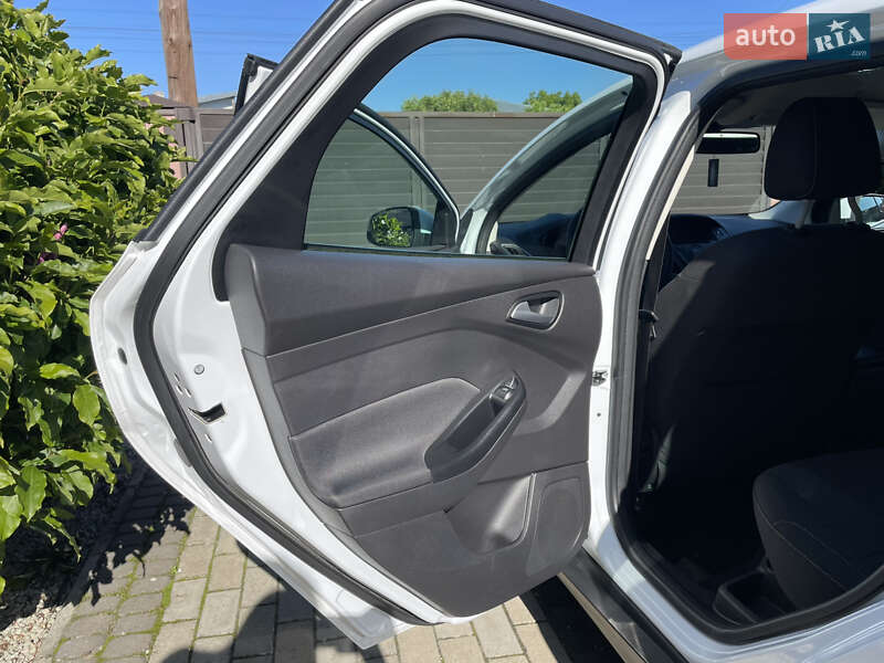Универсал Ford Focus 2013 в Стрые