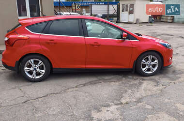 Хэтчбек Ford Focus 2014 в 