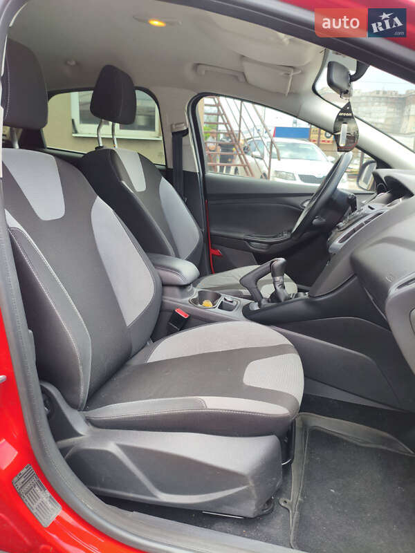 Хетчбек Ford Focus 2014 в Запоріжжі