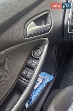 Универсал Ford Focus 2012 в 
