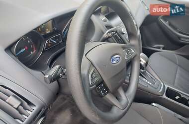 Седан Ford Focus 2017 в 