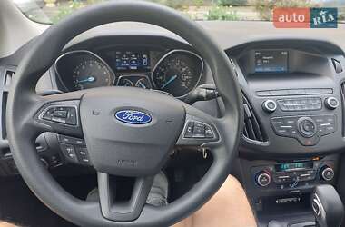 Седан Ford Focus 2017 в 