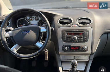 Универсал Ford Focus 2010 в 
