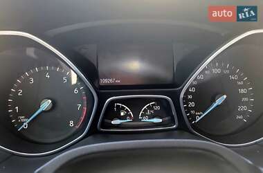 Хэтчбек Ford Focus 2015 в 