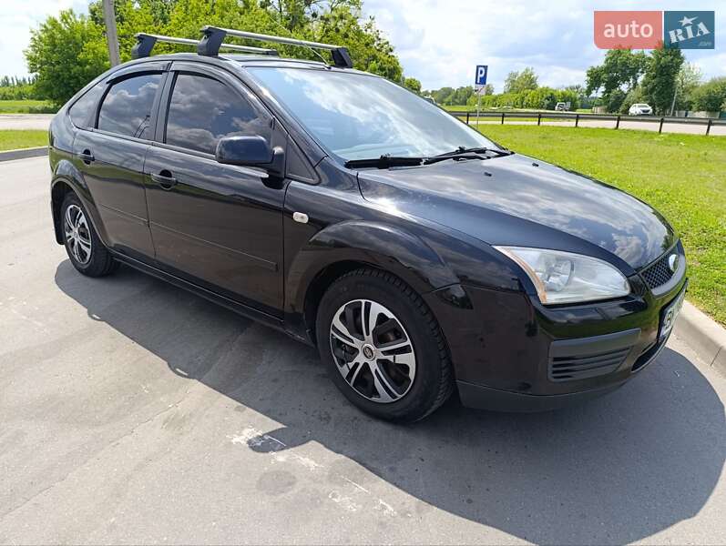 Хэтчбек Ford Focus 2007 в 
