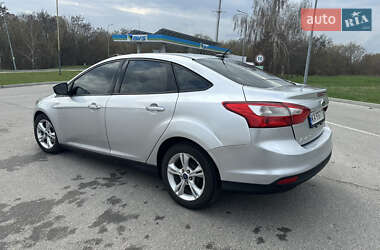 Седан Ford Focus 2013 в 