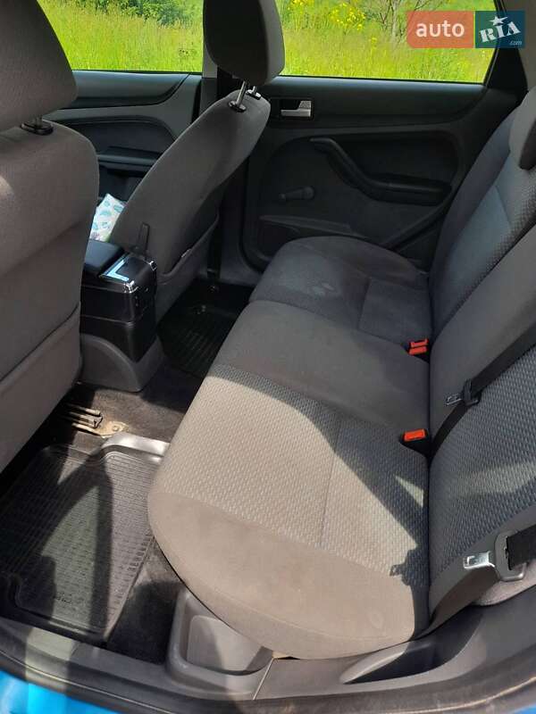 Хэтчбек Ford Focus 2007 в Староконстантинове фото 16 Хэтчбек Ford Focus 2007 в Староконстантинове