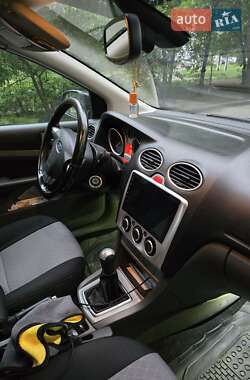 Хэтчбек Ford Focus 2008 в 