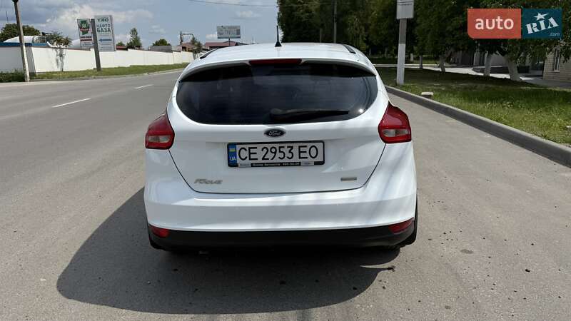 Хэтчбек Ford Focus 2016 в Черновцах