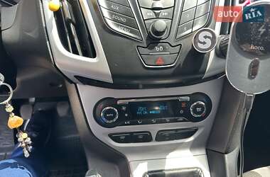 Хетчбек Ford Focus 2013 в 