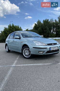 Хэтчбек Ford Focus 2002 в Киеве
