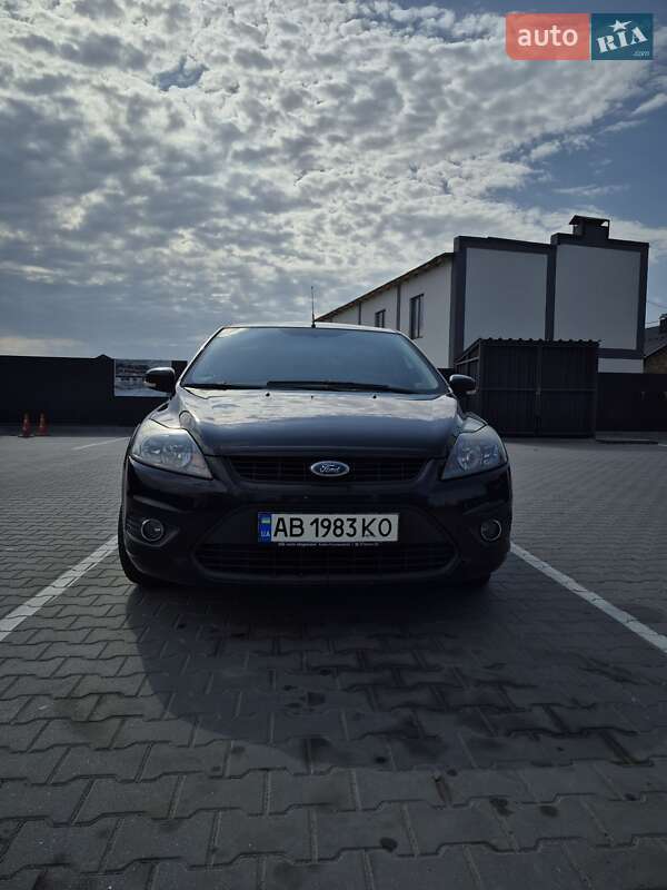 Хэтчбек Ford Focus 2009 в 