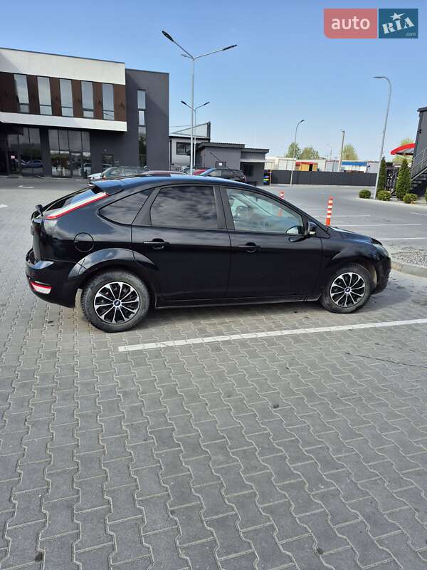 Хэтчбек Ford Focus 2009 в Виннице