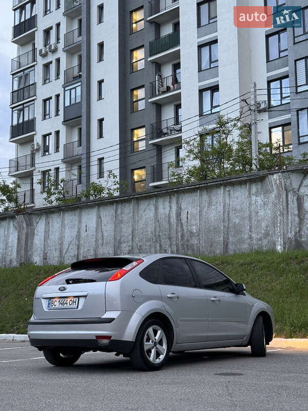 Хэтчбек Ford Focus 2005 в Львове