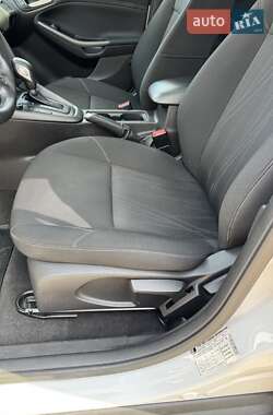 Седан Ford Focus 2017 в 