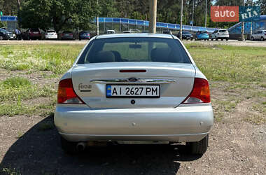 Седан Ford Focus 2001 в 