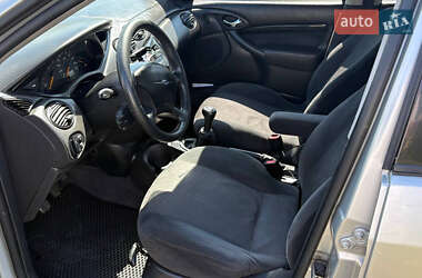 Седан Ford Focus 2001 в 