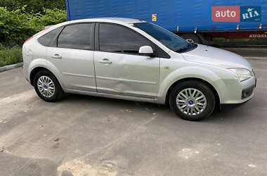 Хэтчбек Ford Focus 2007 в 
