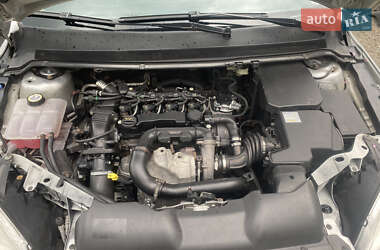 Хэтчбек Ford Focus 2007 в 