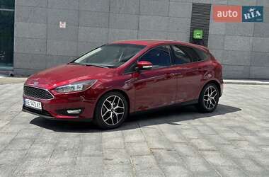 Хэтчбек Ford Focus 2017 в 