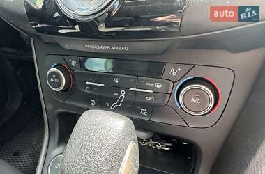 Хэтчбек Ford Focus 2017 в 