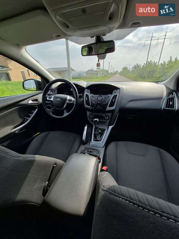 Универсал Ford Focus 2011 в Ровно