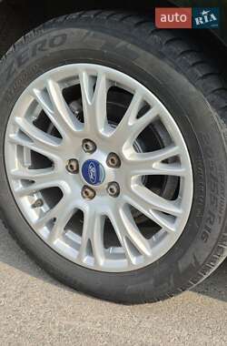 Универсал Ford Focus 2011 в 