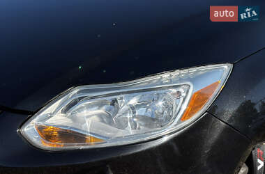 Седан Ford Focus 2013 в 