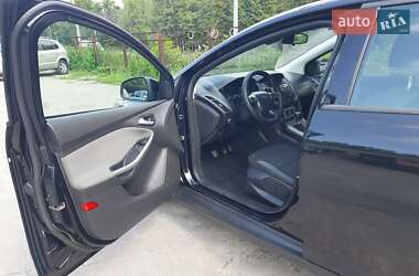 Универсал Ford Focus 2013 в 
