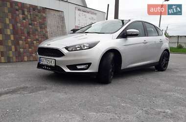 Хэтчбек Ford Focus 2016 в 