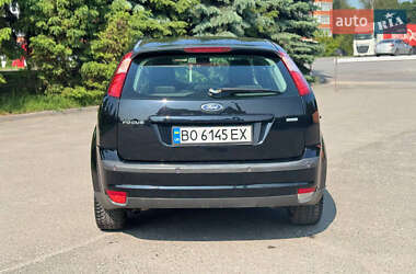 Хэтчбек Ford Focus 2006 в 